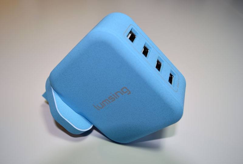 lumsing-4-port-USB-plug