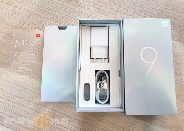 Xiaomi Mi 9 Box Contents